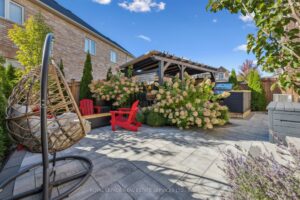 image 2048x1365 44 1