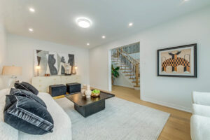 image 1600x1067 10 3