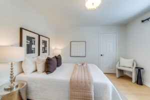 image 1600x1067 32 2