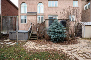 image 1600x1068 38 1